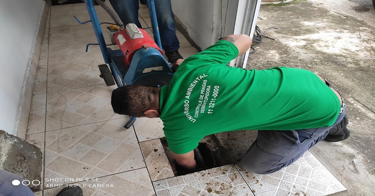 ALAMBARI - SP : LIMPEZA DE CAIXA DE GORDURA | Desentupimento e Limpeza de Esgoto
